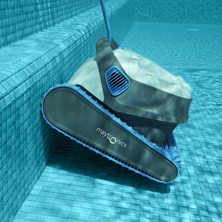 Dolphin Maytronics S250 Robotic Pool Cleaner
