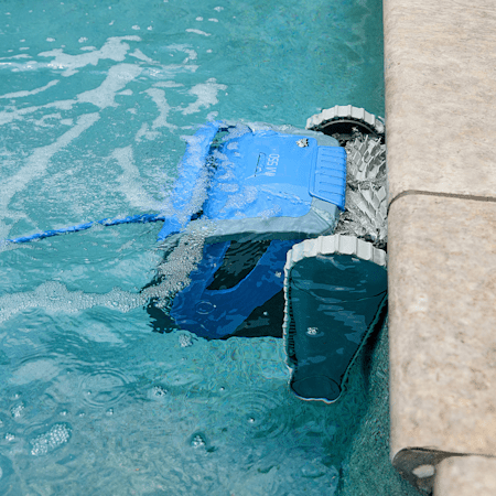 Dolphin Maytronics M550 Robotic Pool Cleaner