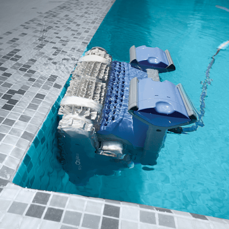 Dolphin Maytronics M400CB Robotic Pool Cleaner