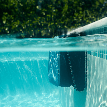 Dolphin EON 100 Cordless Robotic Pool Cleaner