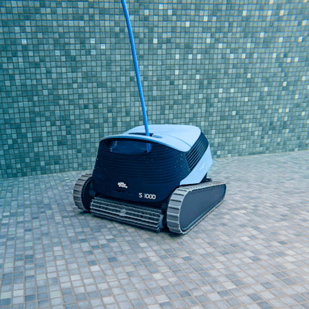 Dolphin S1000 Robotic Pool Cleaner
